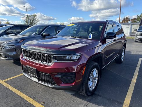 Used 2024 Jeep Grand Cherokee Laredo X w/ Luxury Tech Group I image 1