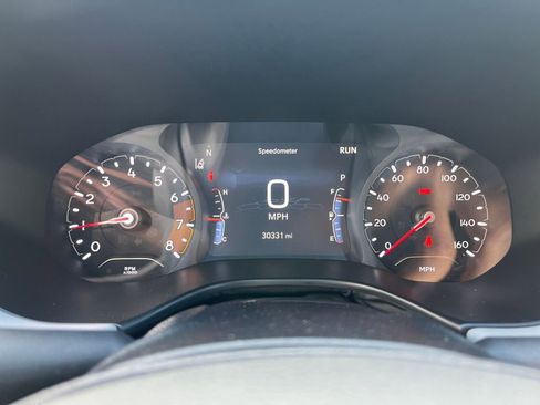 Used 2025 Jeep Compass Limited image 41