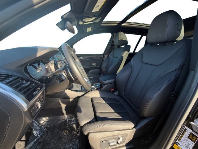 Used 2019 BMW X3 sDrive30i w/ Driving Assistance Package RWD image 10