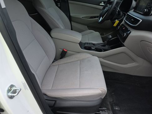 Used 2021 Hyundai Tucson SE FWD image 6
