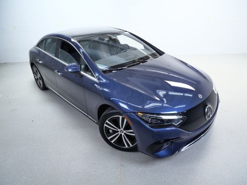 Certified 2023 Mercedes-Benz EQE 350+ 4MATIC Sedan image 4