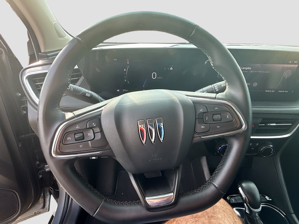 Used 2024 Buick Encore GX Sport Touring FWD image 11