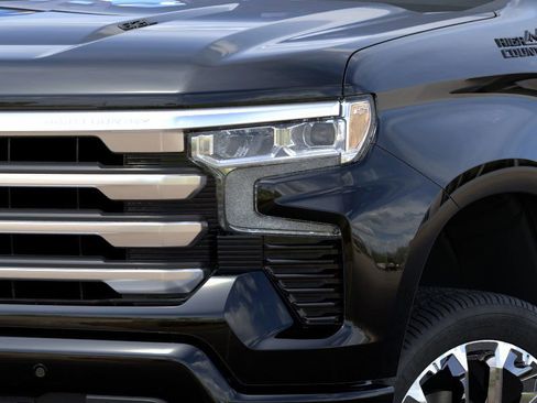 New 2026 Chevrolet Silverado 1500 High Country w/ Technology Package image 12