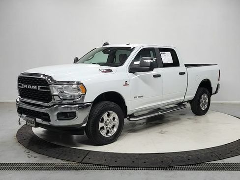 Used 2024 RAM 2500 Big Horn AWD/4WD image 3