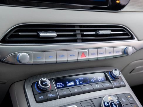 Used 2022 Hyundai Palisade Calligraphy image 27