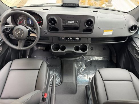 New 2026 Mercedes-Benz Sprinter 2500 image 4