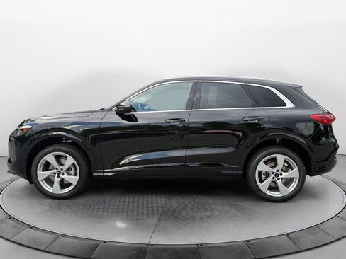 New 2025 Audi Q5 Premium Plus image 3