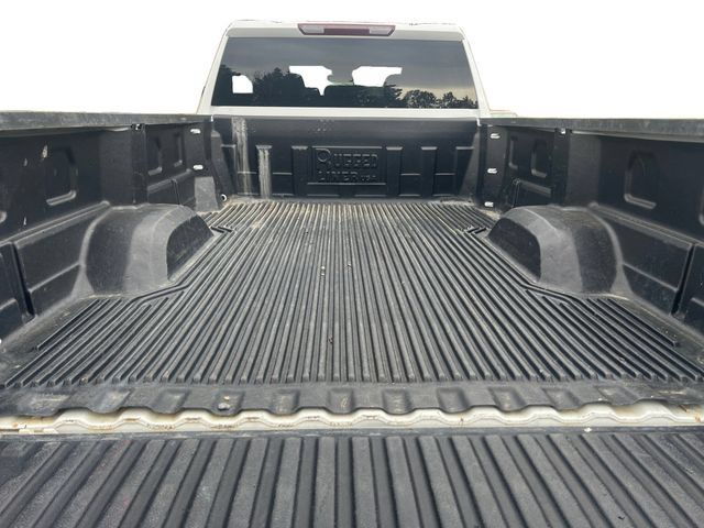 Used 2024 Chevrolet Silverado 2500 LT AWD/4WD image 19