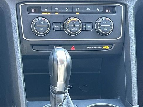 Used 2019 Volkswagen Atlas SE image 27