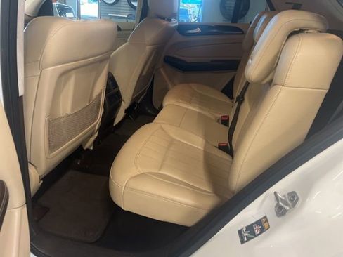 Used 2016 Mercedes-Benz GLE 350 4MATIC w/ Premium Package image 33