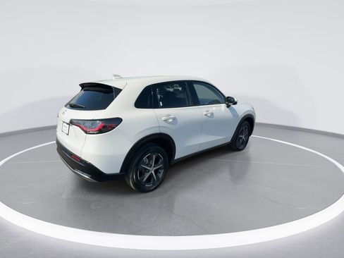 Used 2023 Honda HR-V EX-L image 8