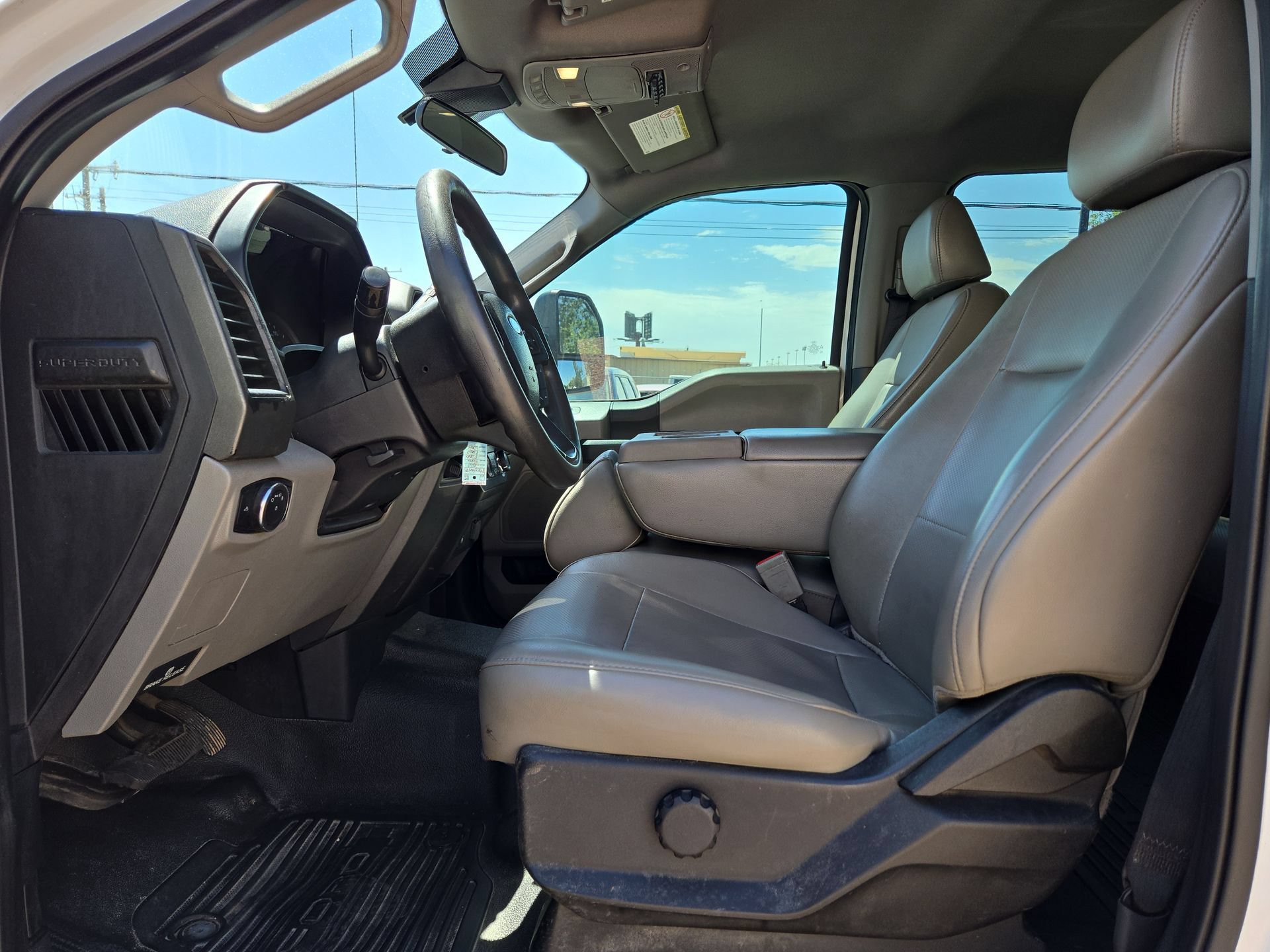 Used 2021 Ford F250 XL w/ Power Equipment Group RWD image 16