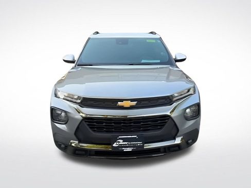 Used 2023 Chevrolet TrailBlazer ACTIV w/ Convenience Package AWD/4WD image 3