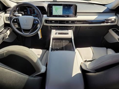 New 2026 Lincoln Aviator Reserve image 12