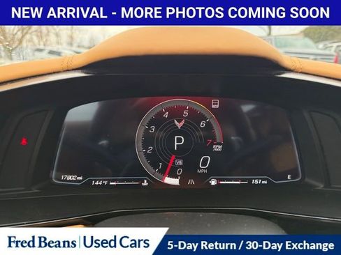 Used 2023 Chevrolet Corvette Stingray Premium Cpe w/ Z51 Performance Package image 17