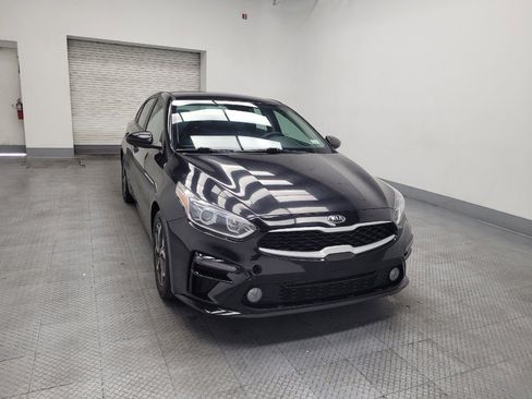 Used 2021 Kia Forte LXS FWD image 14