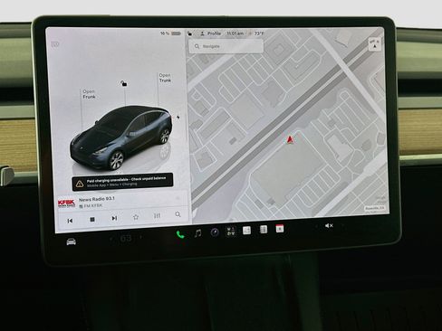 Used 2024 Tesla Model Y Long Range AWD/4WD image 22
