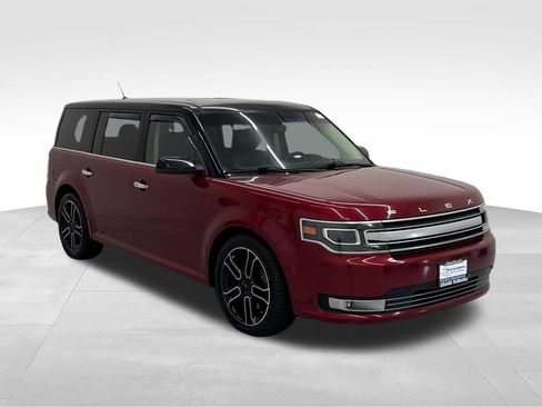 Used 2014 Ford Flex Limited w/ Equipment Group 303A AWD/4WD image 10