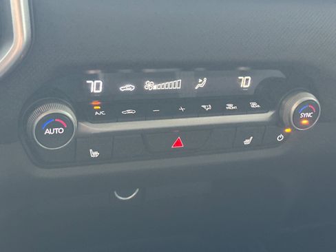 Used 2025 MAZDA CX-50 AWD 2.5 S w/ Preferred Package image 19