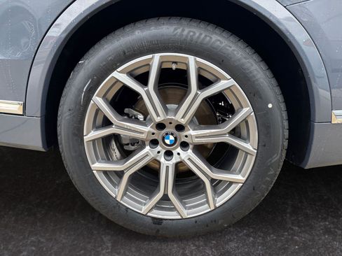 New 2026 BMW X7 xDrive40i image 29