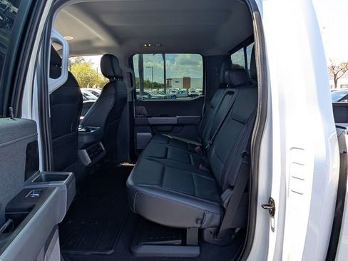 Used 2023 Ford F250 Lariat w/ Lariat Ultimate Package AWD/4WD image 11