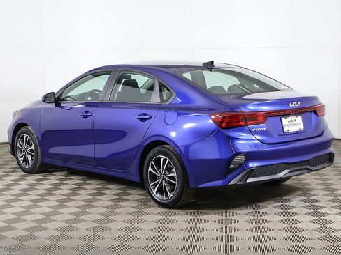 Used 2024 Kia Forte LXS w/ LXS Technology Package image 8
