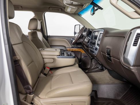 Used 2017 GMC Sierra 1500 SLT w/ Max Trailering Package image 25