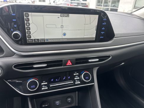 Used 2023 Hyundai Sonata SEL FWD image 17