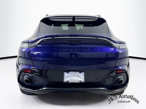 Used 2023 Aston Martin DBX AWD/4WD image 6