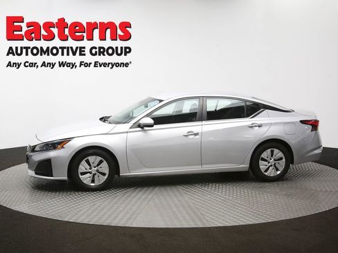 Used 2023 Nissan Altima 2.5 S image 58