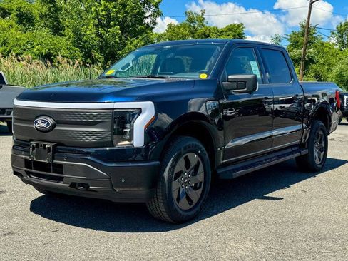 New 2025 Ford F150 Lightning Flash AWD/4WD image 7