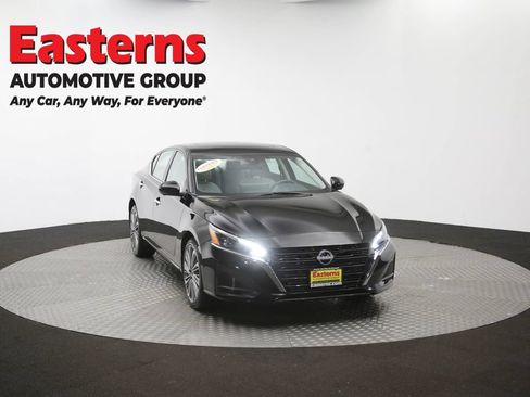 Used 2024 Nissan Altima 2.5 SL AWD/4WD image 51
