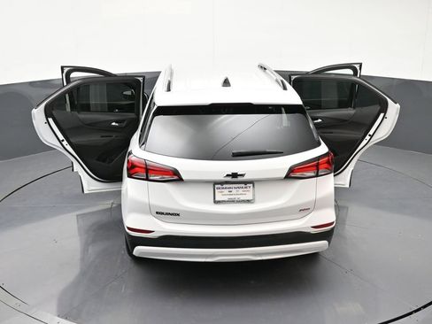 Used 2023 Chevrolet Equinox RS w/ RS Leather Package FWD image 36