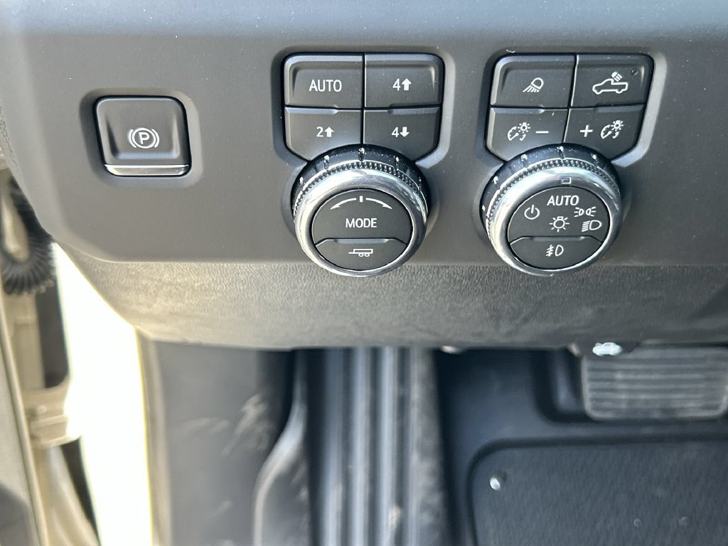 New 2026 GMC Sierra 2500 AT4X AWD/4WD image 18