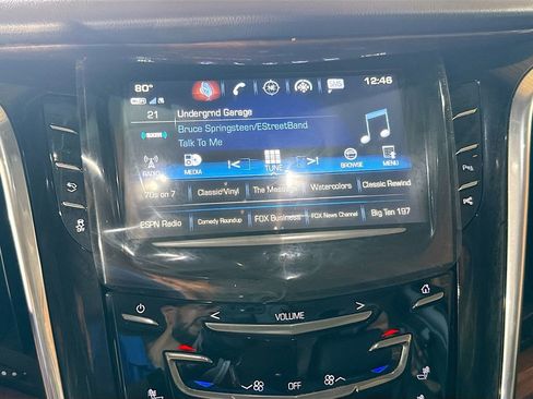 Used 2018 Cadillac Escalade Premium Luxury image 16