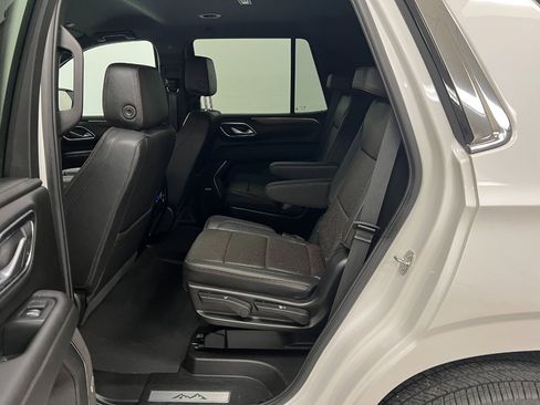 Used 2024 Chevrolet Tahoe High Country image 23