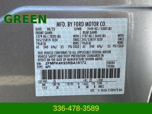 Used 2024 Ford Edge Titanium AWD/4WD image 29