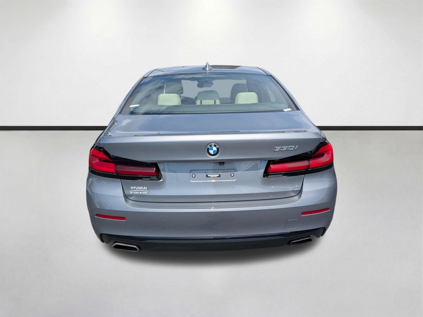 Used 2023 BMW 530i RWD image 5