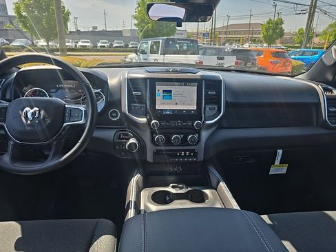 New 2026 RAM 1500 Express AWD/4WD image 22