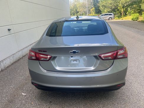 Used 2025 Chevrolet Malibu LT w/ Redline Edition image 9