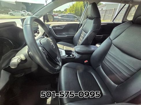 Used 2020 Toyota RAV4 Limited AWD/4WD image 9