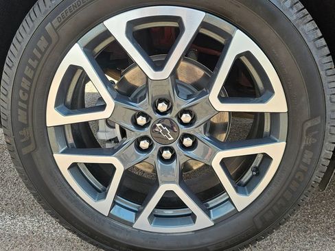 Used 2023 Chevrolet Blazer RS w/ Enhanced Convenience Package FWD image 16