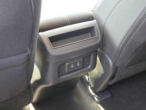 New 2026 Nissan Pathfinder SV image 18