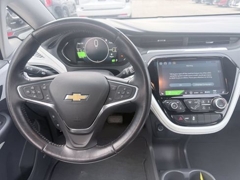 Used 2021 Chevrolet Bolt Premier w/ Infotainment Package FWD image 10
