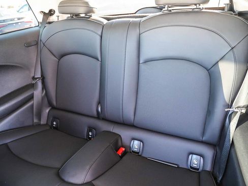 Used 2022 MINI Cooper SE image 19