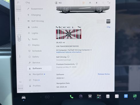 Used 2022 Tesla Model X Plaid AWD/4WD image 3
