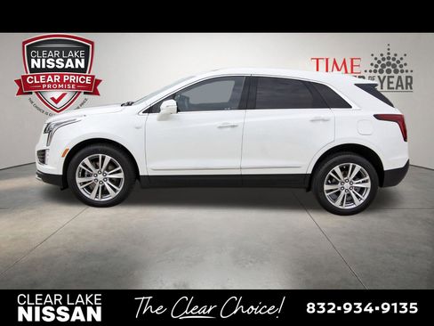 Used 2023 Cadillac XT5 Premium Luxury w/ Technology Package FWD image 4