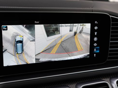 Used 2022 Mercedes-Benz GLE 63 AMG S image 30