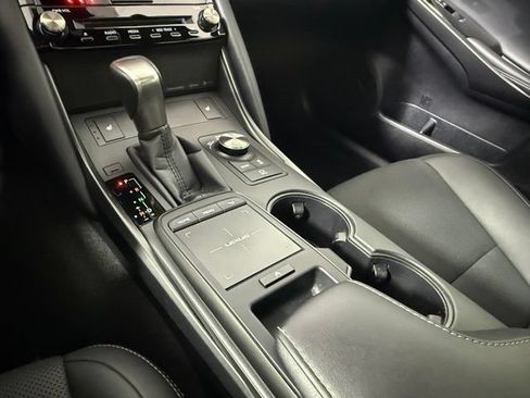 Used 2024 Lexus IS 300 F Sport RWD image 27