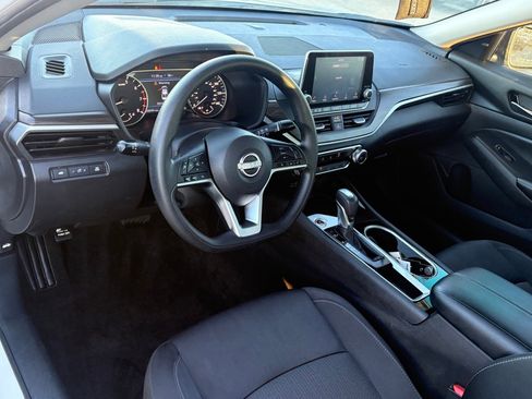 Certified 2024 Nissan Altima 2.5 SV image 16